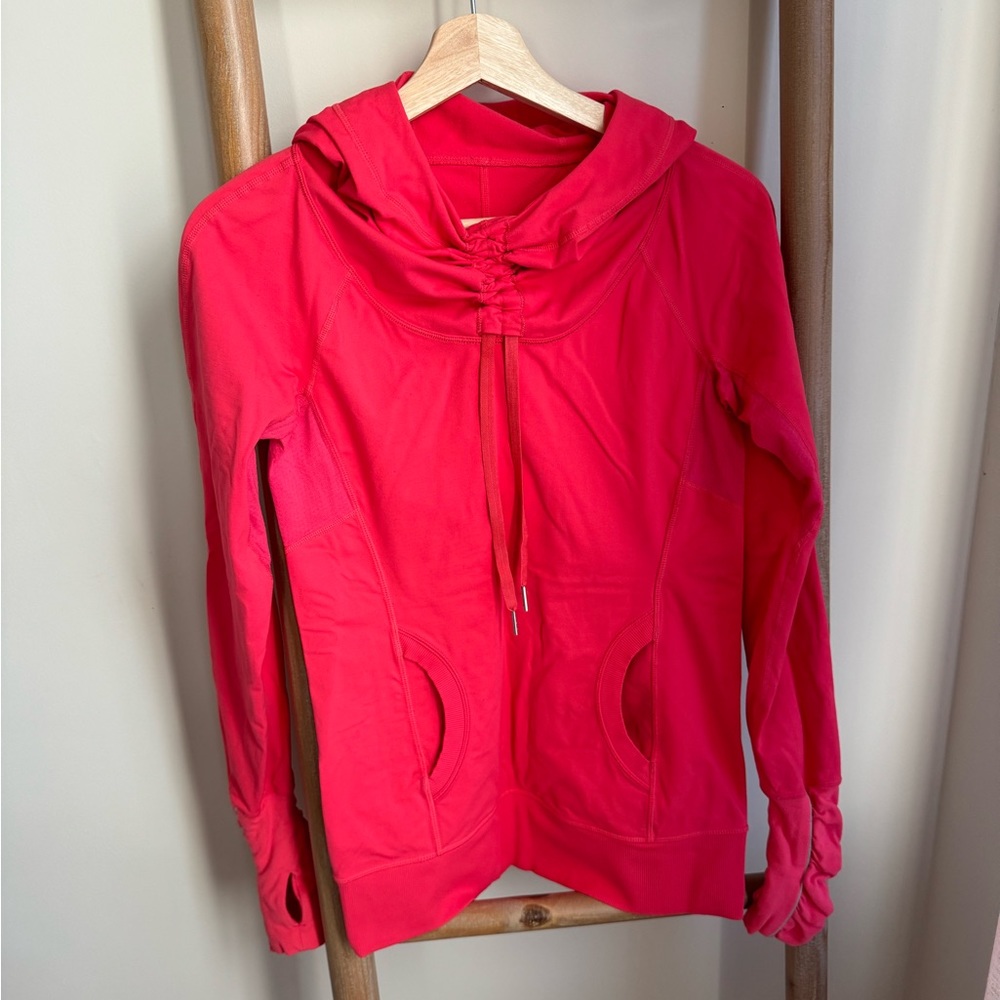 Lululemon Ambition Pullover in Passion Sz 4